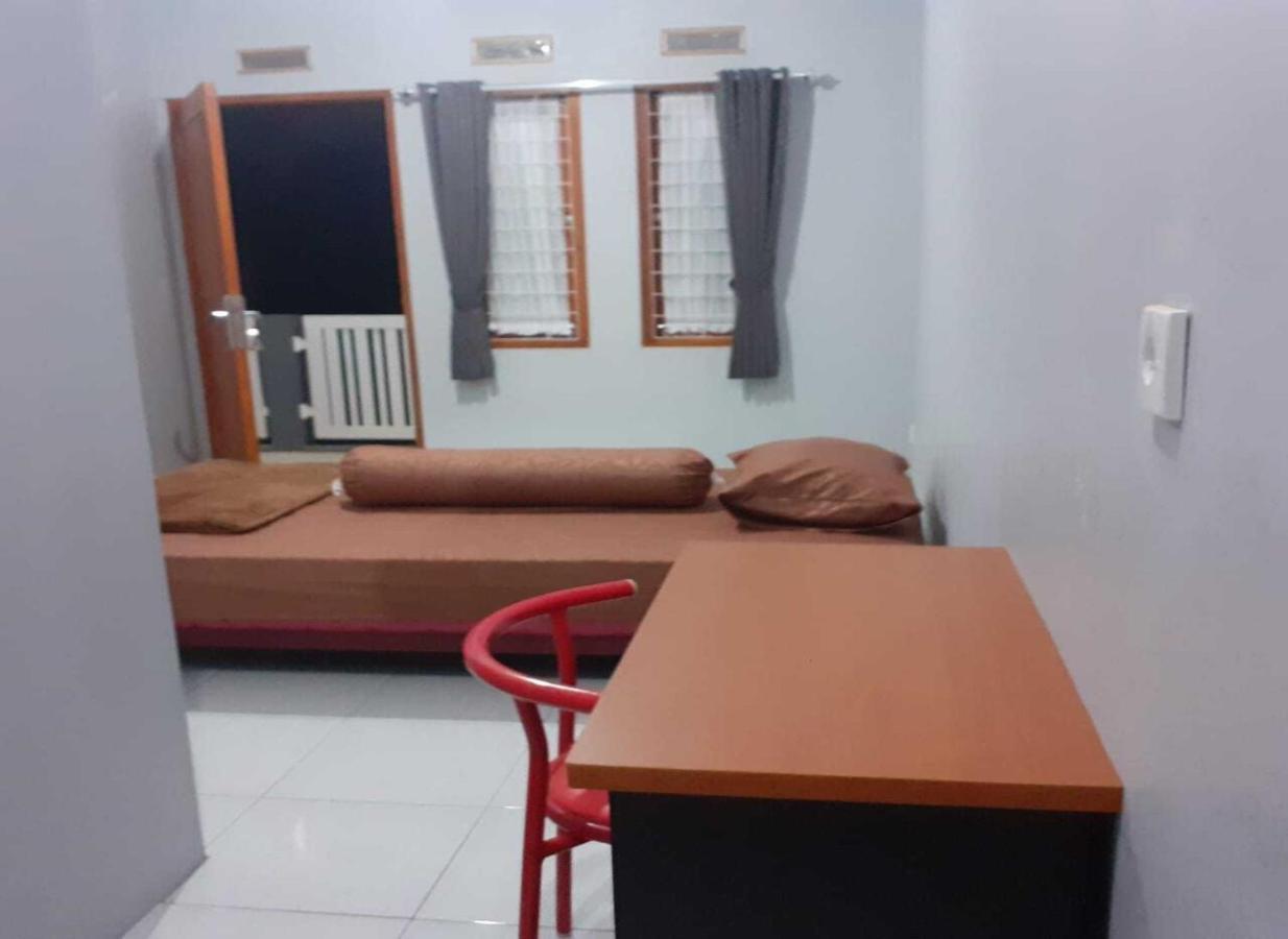 Nabila Syar'I Guest House Padalarang Exterior photo