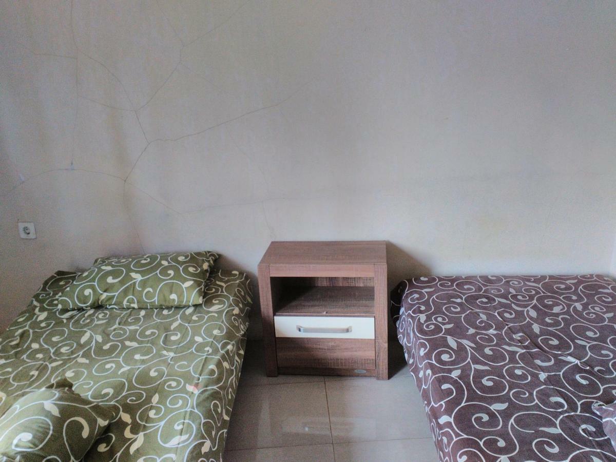 Nabila Syar'I Guest House Padalarang Exterior photo